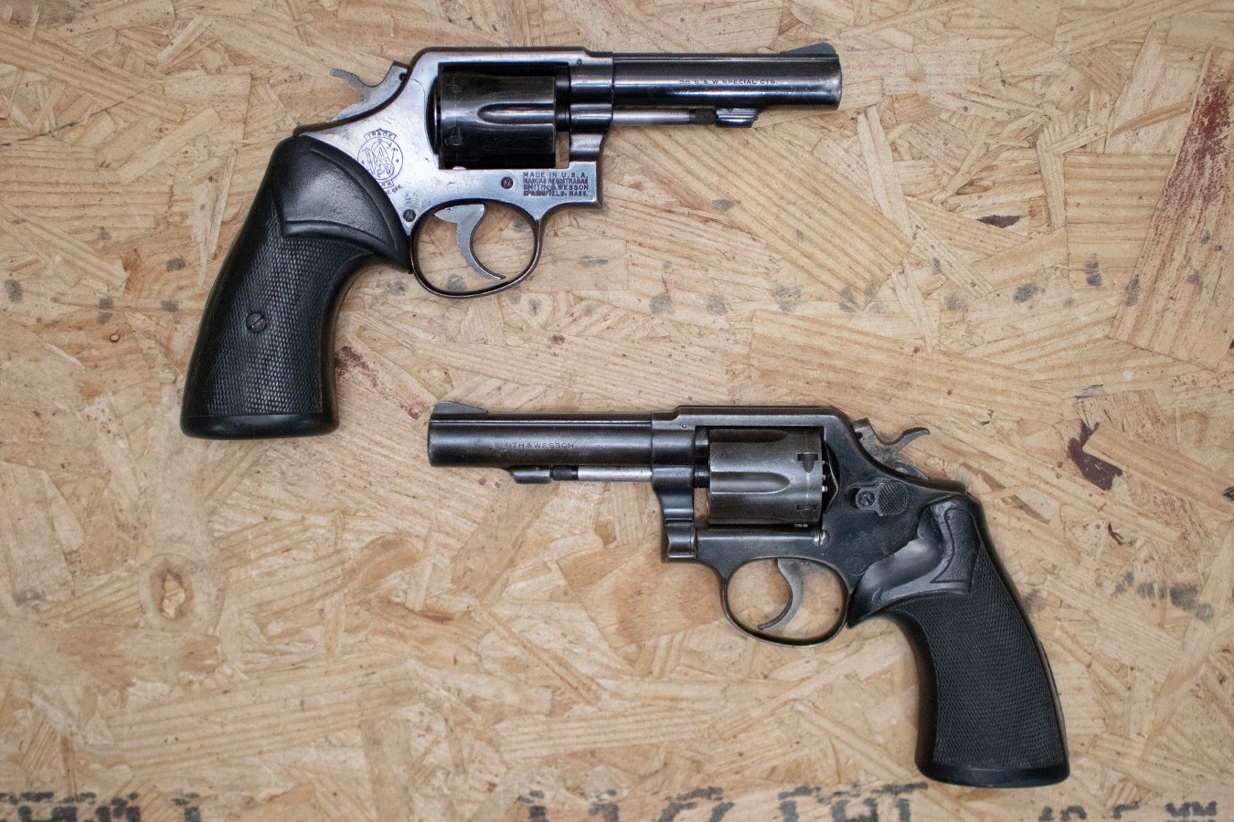 SMITH AND WESSON Model 10-6 38 Special Police Trade-In Revolvers with Heavy Barrel and Rubber Grips